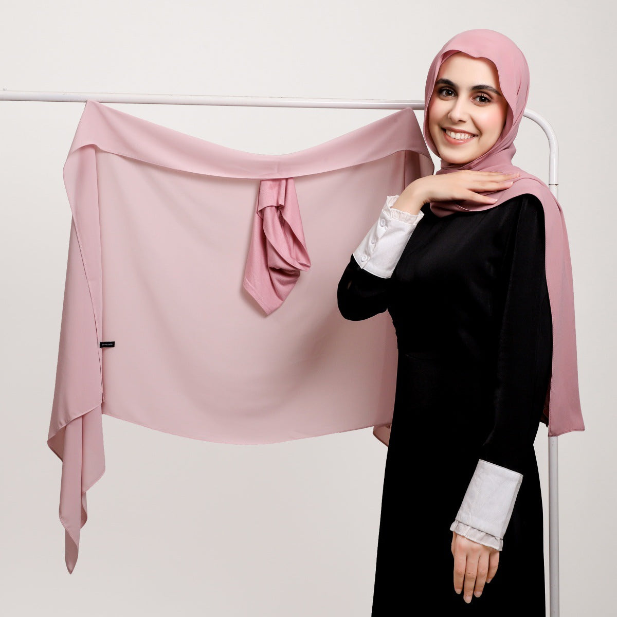 Solid-color High-quality Silky-soft Thick Chiffon With Built-in Magnets