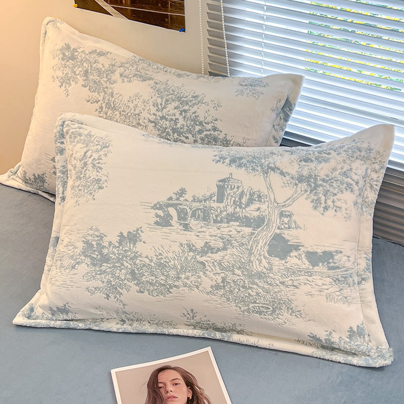 A Pair Of Extra-thick Milk Velvet Pillowcases