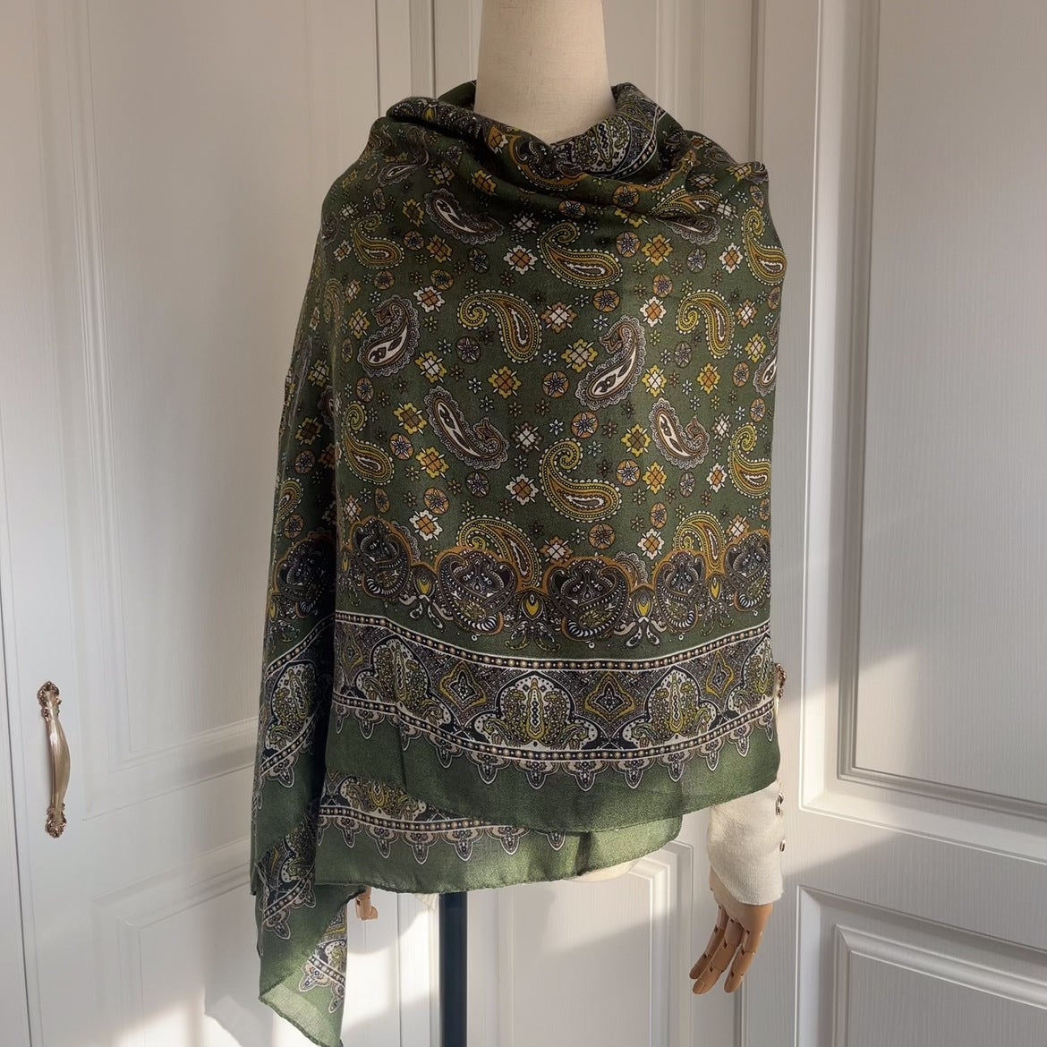 Women's Fashionable All-Match Resort-Style Beach Shawl