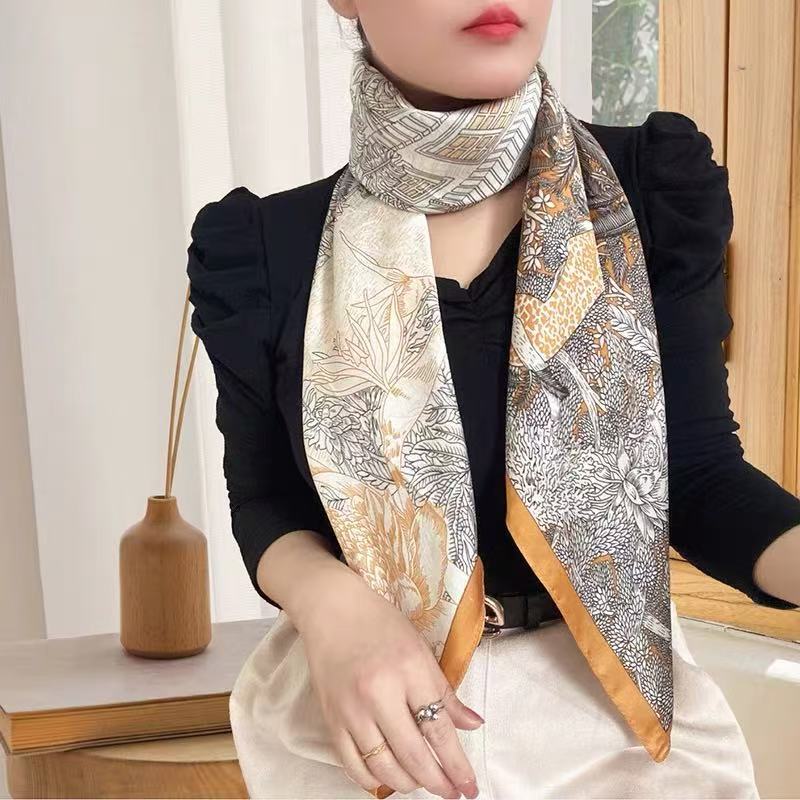 Creative Exotic-print Versatile Silk Scarf