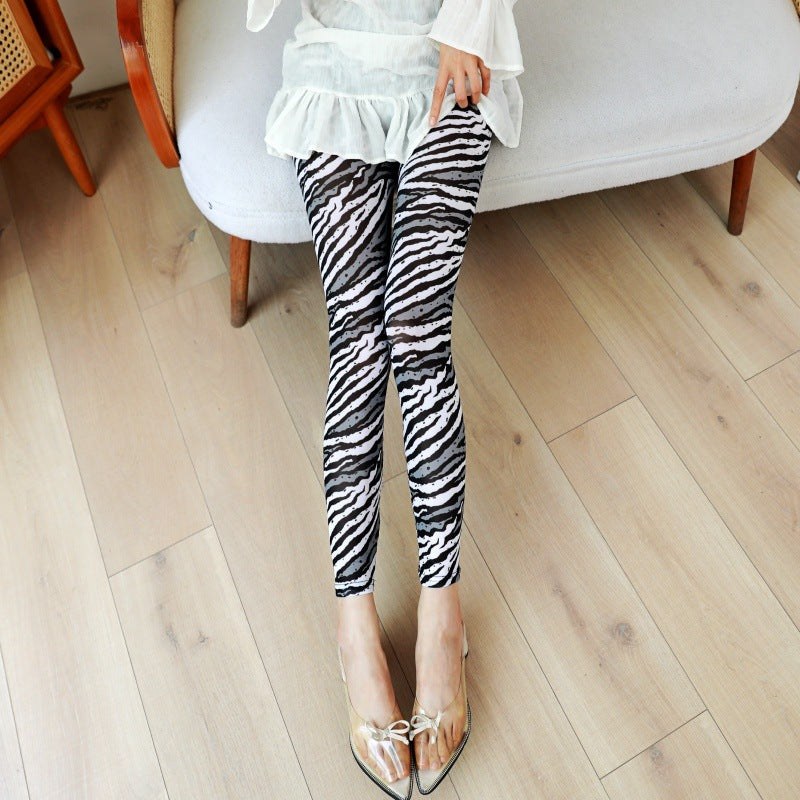 Fashionable Stretchy Mesh Pants With Printed Design