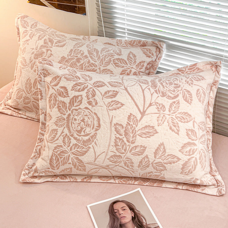A Pair Of Extra-thick Milk Velvet Pillowcases