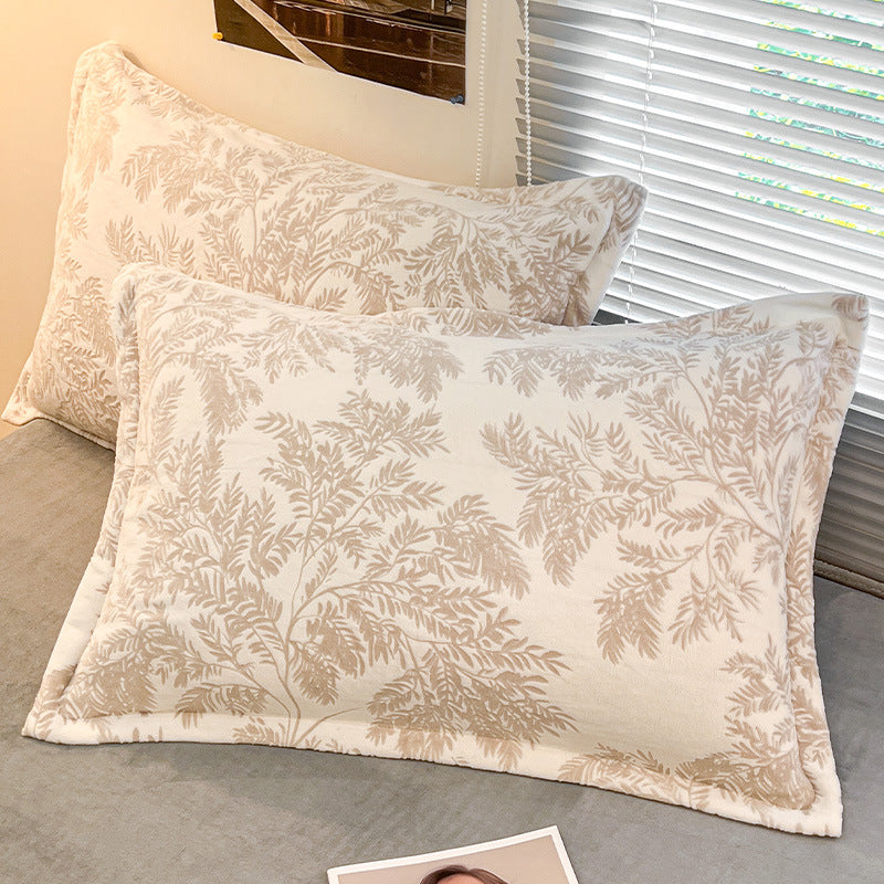 A Pair Of Extra-thick Milk Velvet Pillowcases